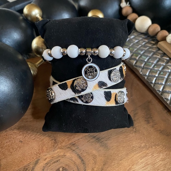 Rustic Cuff Box Set - Picture 5 of 5